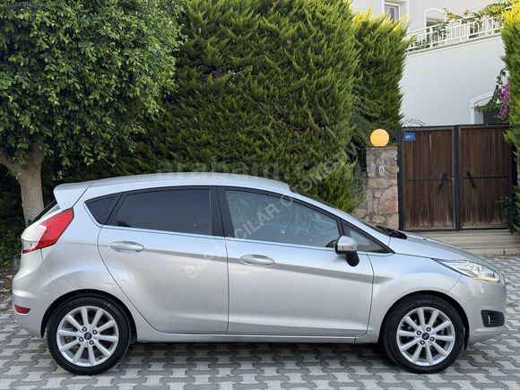 FORD FİESTA 1.6 TİTANİUM OTOAMATİK POWERSHİFT