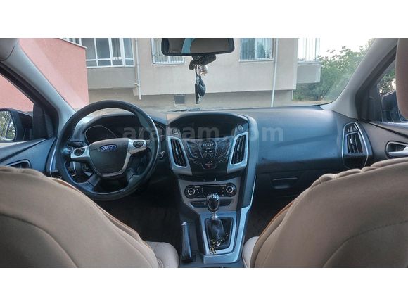 Sahibinden Ford Focus 1.6 TDCi Titanium 2013 Model  222000 km Siyah