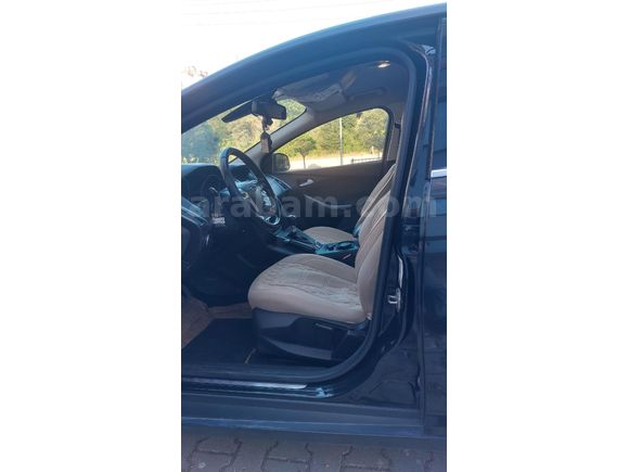 Sahibinden Ford Focus 1.6 TDCi Titanium 2013 Model  222000 km Siyah