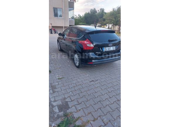Sahibinden Ford Focus 1.6 TDCi Titanium 2013 Model  222000 km Siyah