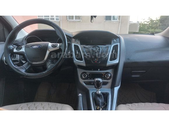 Sahibinden Ford Focus 1.6 TDCi Titanium 2013 Model  222000 km Siyah