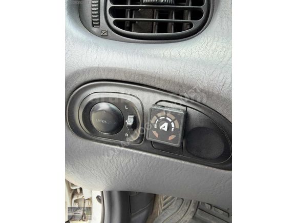 2000 Hundai Elentra 1.6 OTOMATİK KLİMALI