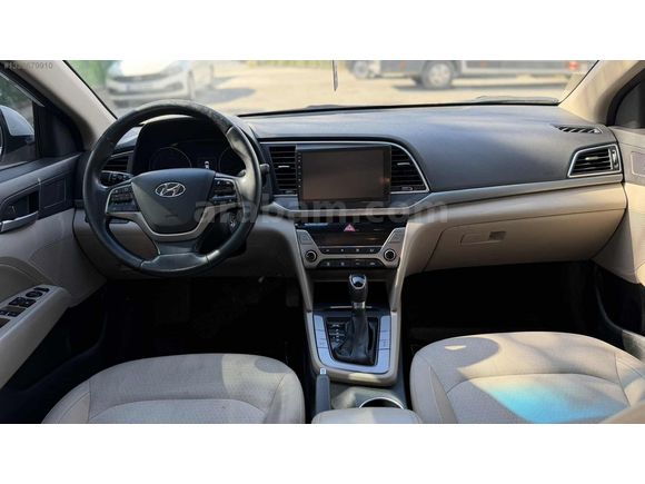 ÖZÇABA'DAN 2016 MODEL HYUNDAİ ELANTRA 1.6 CRDİ ELİTE