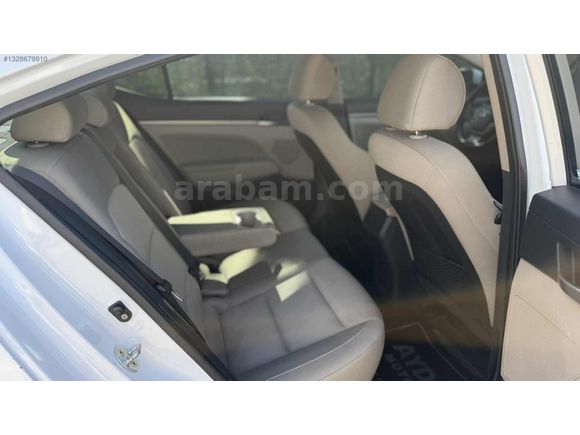 ÖZÇABA'DAN 2016 MODEL HYUNDAİ ELANTRA 1.6 CRDİ ELİTE