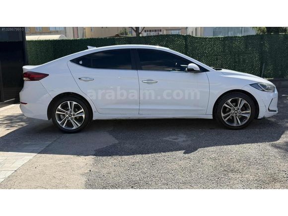 ÖZÇABA'DAN 2016 MODEL HYUNDAİ ELANTRA 1.6 CRDİ ELİTE
