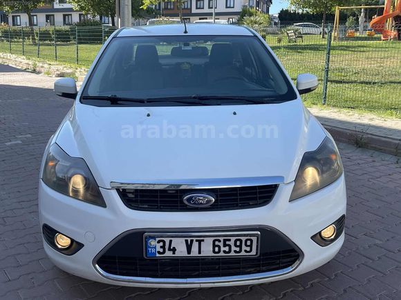 İLK SAHİBİNDEN DÜŞÜK KM Lİ MASRAFSIZ TERTEMİZ FOCUS