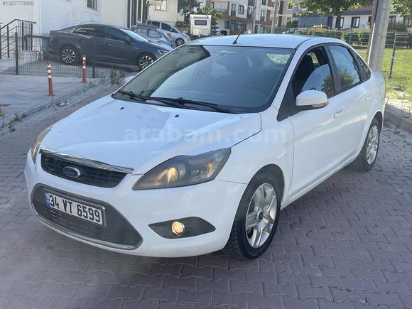 İLK SAHİBİNDEN DÜŞÜK KM Lİ MASRAFSIZ TERTEMİZ FOCUS