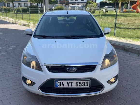 İLK SAHİBİNDEN DÜŞÜK KM Lİ MASRAFSIZ TERTEMİZ FOCUS