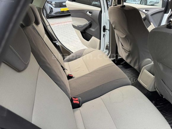 AY'CAR'DAN TAM BAKIMLI 2013 FOCUS