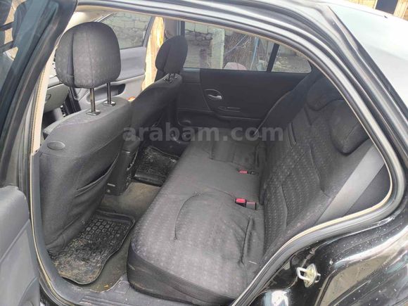 Sahibinden Renault Laguna 1.6 Expression 2007 Model  190.000 km Siyah