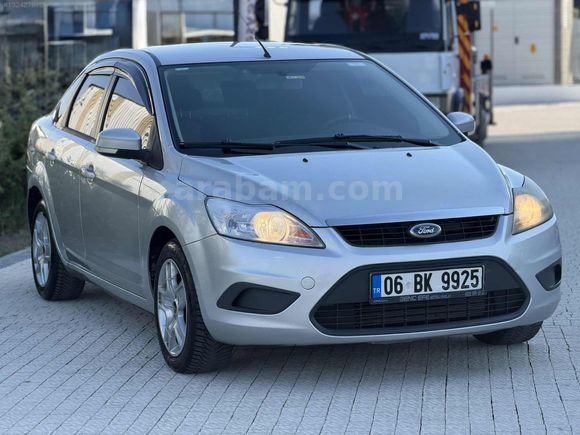 2011 TRAMERSİZ 2.5 KASA BAKIMLI FOCUS