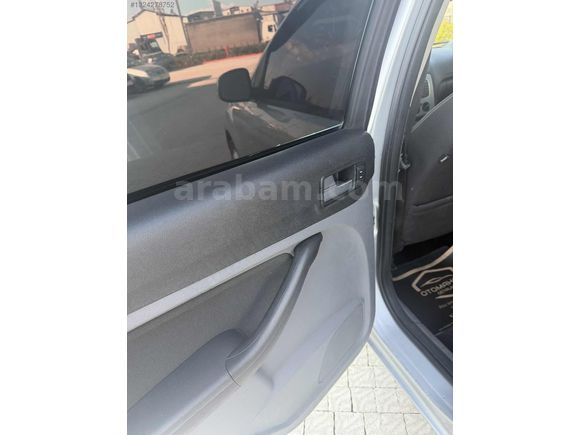 2011 TRAMERSİZ 2.5 KASA BAKIMLI FOCUS