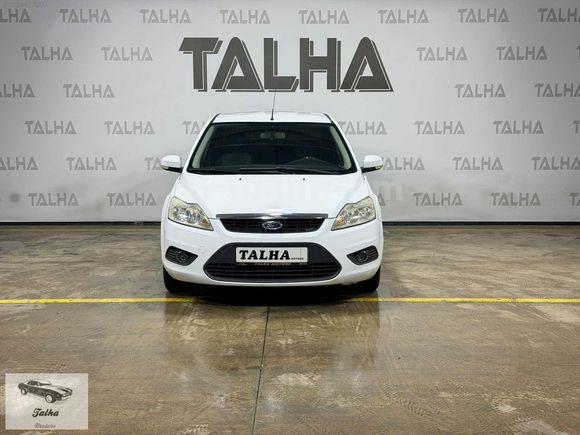 2010 FORD FOCUS 1.6 TDCİ TREND X K.KART TAKSİT
