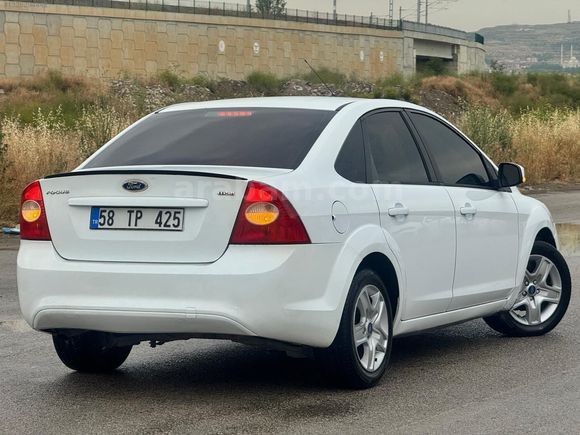 SATILIK 2010 MODEL FOCUS 1.6 DİZEL TREND X KM 225 BİNDEDİR