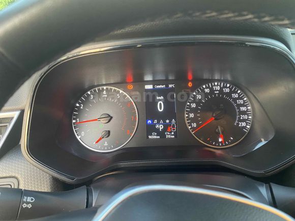 Sahibinden Renault Clio 1.0 TCe Touch 2021 Model 2022 tescil 