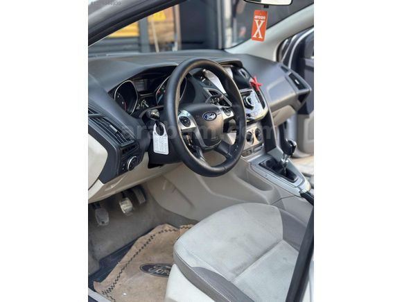 ELİZA'DAN HASAR KAYITSIZ SÜPER KONDİSYONDA TRENDX FORD FOCUS