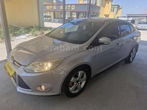 FORD FOKUS 2012 TRENDIKS
