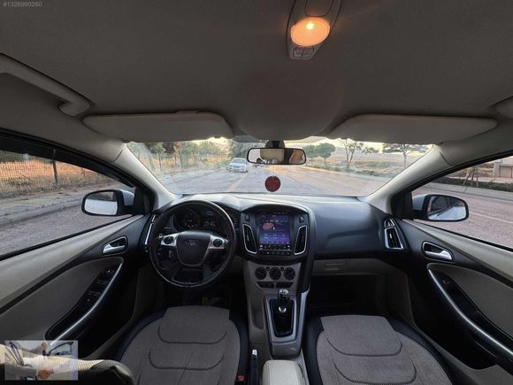 2013 FOCUS CAM GİBİ KUSURSUZ TAVAN KAPUT BOYASIZ DEĞİŞENSİZ