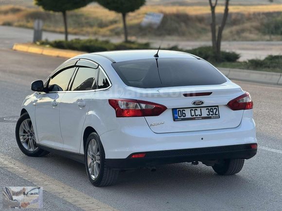 2013 FOCUS CAM GİBİ KUSURSUZ TAVAN KAPUT BOYASIZ DEĞİŞENSİZ