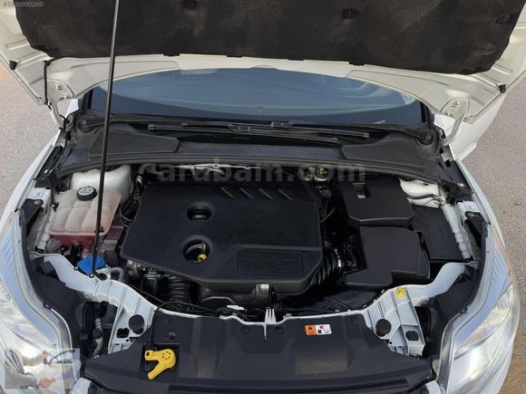 2013 FOCUS CAM GİBİ KUSURSUZ TAVAN KAPUT BOYASIZ DEĞİŞENSİZ