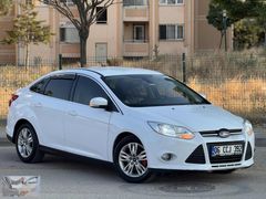 2013 FOCUS CAM GİBİ KUSURSUZ TAVAN KAPUT BOYASIZ DEĞİŞENSİZ