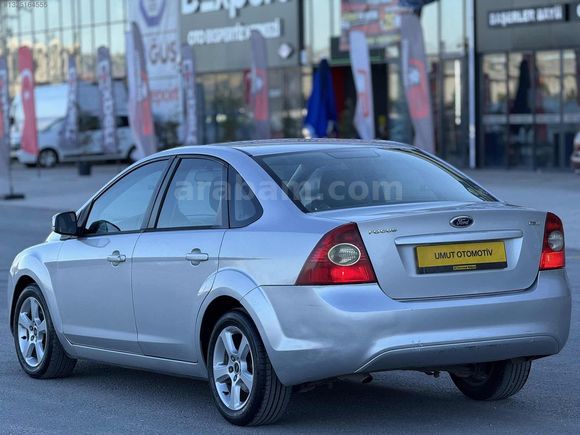 2010 MODEL FORD FOCUS/1.6TDCİ TREND X /214.000KM'DE/EMSALSİZ