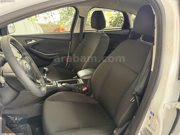 AKDAĞLAR AUTO'DAN 2017 FORD FOCUS HATASIZ BOYASIZ DÜŞÜK KM