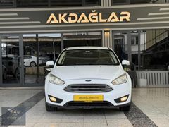 AKDAĞLAR AUTO'DAN 2017 FORD FOCUS HATASIZ BOYASIZ DÜŞÜK KM