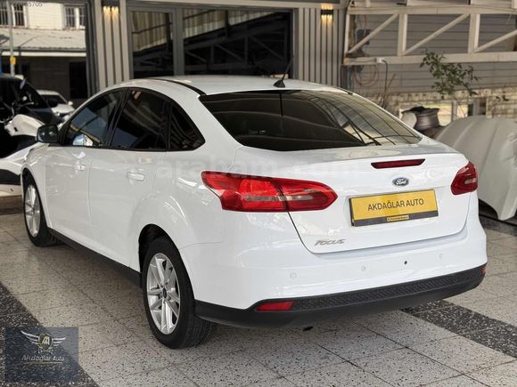 AKDAĞLAR AUTO'DAN 2017 FORD FOCUS HATASIZ BOYASIZ DÜŞÜK KM