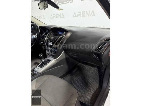 ARENA'DAN 2012 FOCUS III 1.6 TCDİ TRENDX DEĞİŞENSİZ MASRAFSIZ