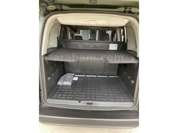 Sahibinden Citroen Berlingo 1.5 BlueHDI Max 2025 Model 