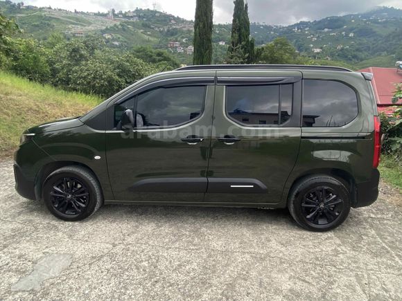 Sahibinden Citroen Berlingo 1.5 BlueHDI Max 2025 Model 