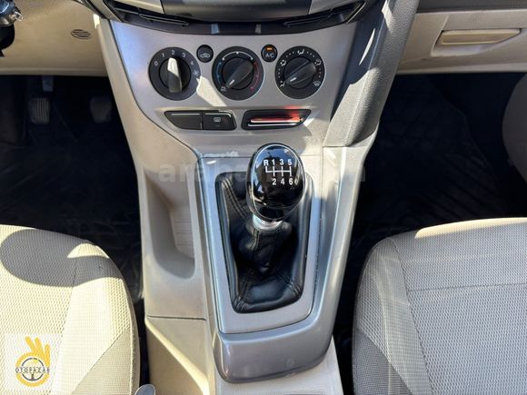 OTOPAZAR'DAN KREDİ/SENET/K.K 12 TAKSİT 2013 FORD FOCUS
