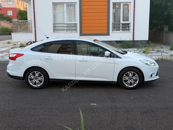 2014 FORD FOCUS 1.6 TDCİ TREND X 190 BİN KM'DE DEĞİŞENSİZ