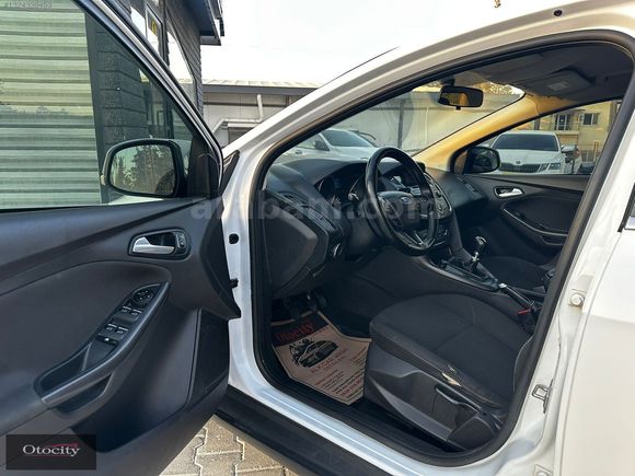 OTOCİTY'DEN 2015 MODEL FORD FOCUS 1.6 DİZEL TREND X