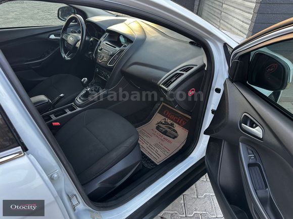 OTOCİTY'DEN 2015 MODEL FORD FOCUS 1.6 DİZEL TREND X