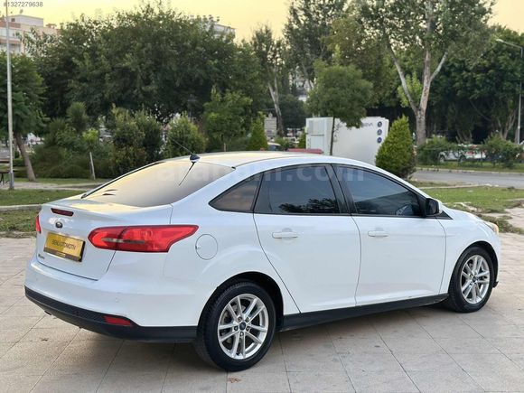 FORD FOCUS 1.6 TDCİ 190 BİN KM BAKIMLI KAYITSIZ 2017 MODEL