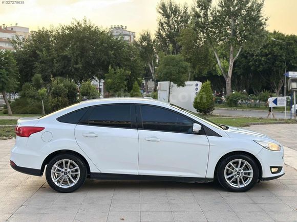 FORD FOCUS 1.6 TDCİ 190 BİN KM BAKIMLI KAYITSIZ 2017 MODEL