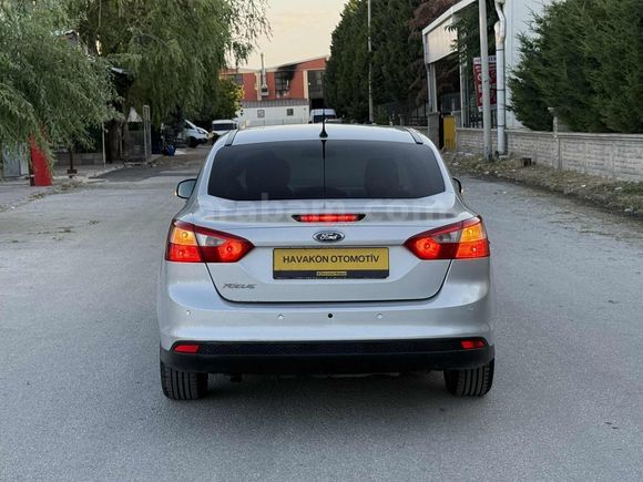 2014 ÇİKİŞLİ HATASIZ FOCUS 1.6TRENDX FUUL BAKIMLI