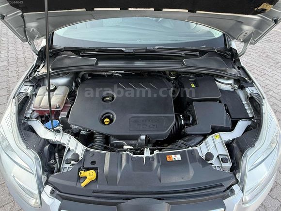 2014 ÇİKİŞLİ HATASIZ FOCUS 1.6TRENDX FUUL BAKIMLI