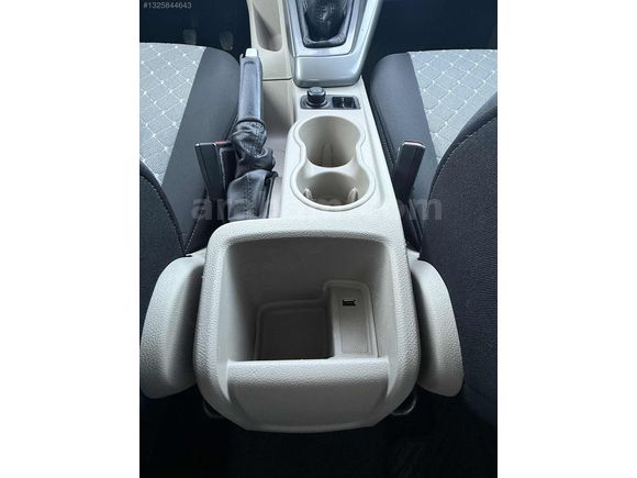 2014 ÇİKİŞLİ HATASIZ FOCUS 1.6TRENDX FUUL BAKIMLI