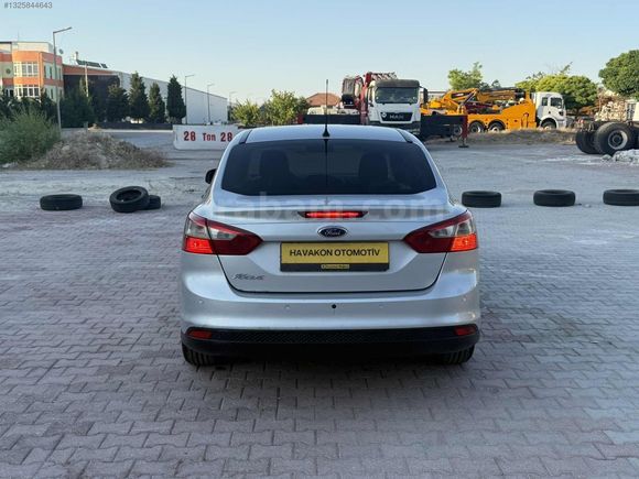 2014 ÇİKİŞLİ HATASIZ FOCUS 1.6TRENDX FUUL BAKIMLI