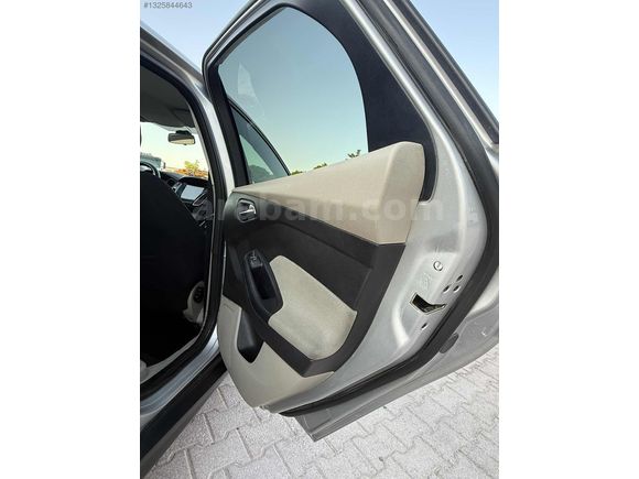 2014 ÇİKİŞLİ HATASIZ FOCUS 1.6TRENDX FUUL BAKIMLI