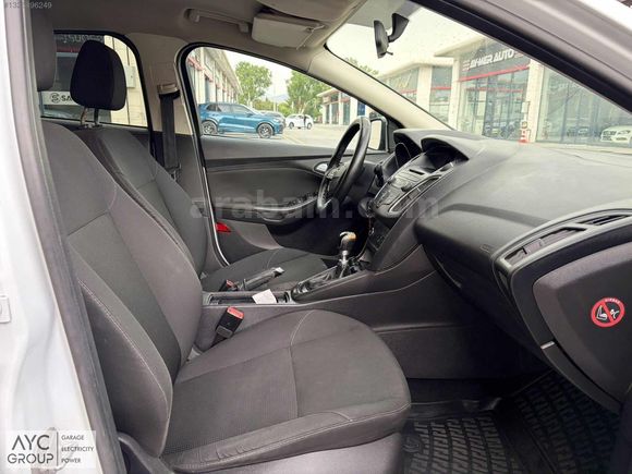 FORD FOCUS 1.6 TDCi TREND X 2015