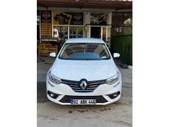 Sahibinden Renault Megane 1.3 TCe joy 2020 Model manuel 109.000 km Beyaz