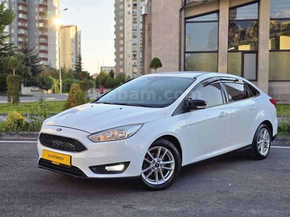2017 MODEL FORD FOCUS DEĞİŞENSİZ 1 PARÇA BOYALI ÇOK TEMİZ ARAÇ