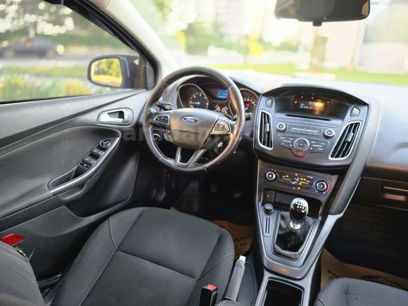 2017 MODEL FORD FOCUS DEĞİŞENSİZ 1 PARÇA BOYALI ÇOK TEMİZ ARAÇ