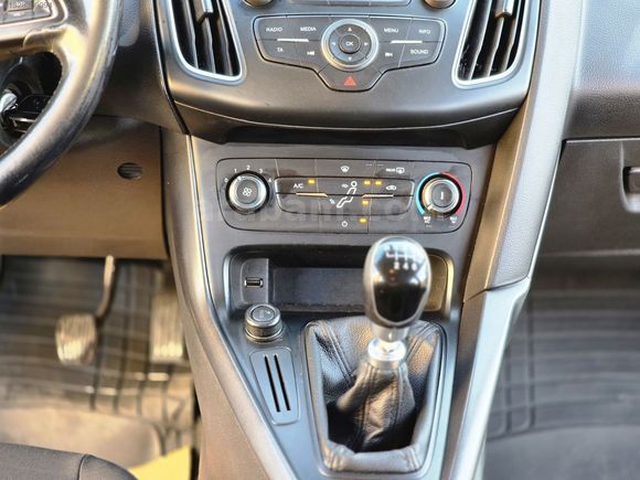 2017 MODEL FORD FOCUS DEĞİŞENSİZ 1 PARÇA BOYALI ÇOK TEMİZ ARAÇ