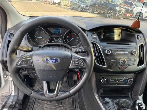 TÜRKMEN GÜNEŞ DEN 2017 MDL FORD FOCUS TREND X 12&24 ELDEN TAKSİT
