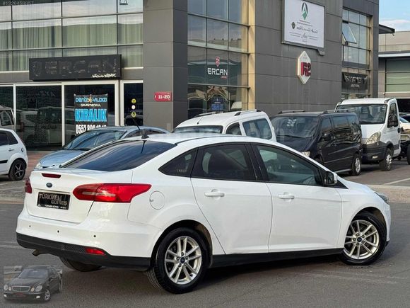 TÜRKMEN GÜNEŞ DEN 2017 MDL FORD FOCUS TREND X 12&24 ELDEN TAKSİT